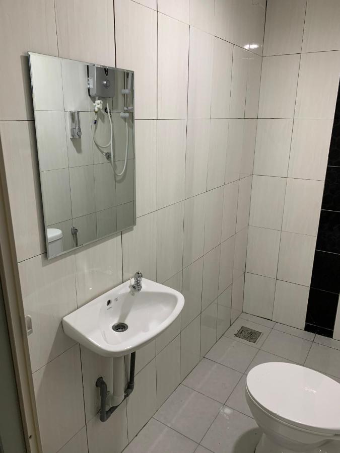 Orange Villa Hotel Near Palm Mall Seremban Eksteriør billede